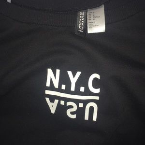 black H&M NewYork Longsleeve